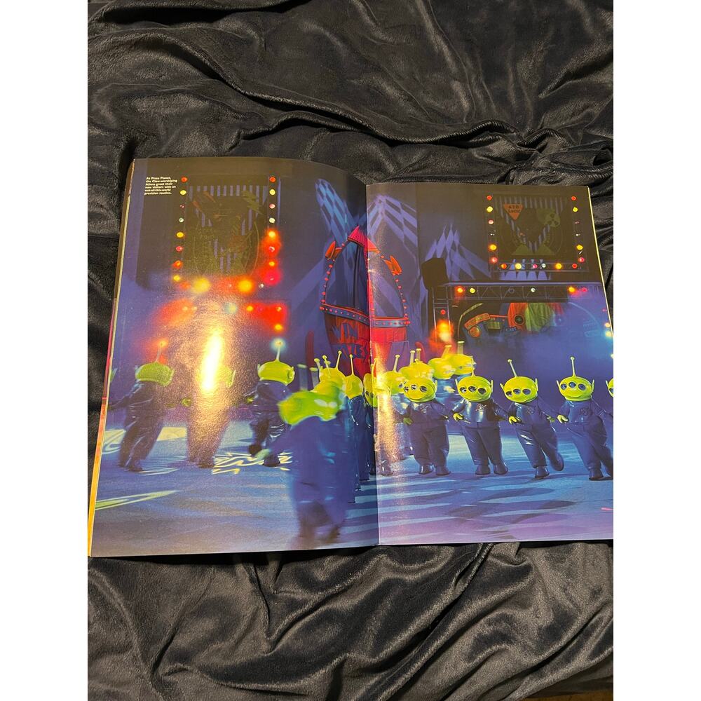 1997 Disney World On Ice Toy Story Program Vintage Woody Buzz Souvenir EUC - Picture 2 of 5